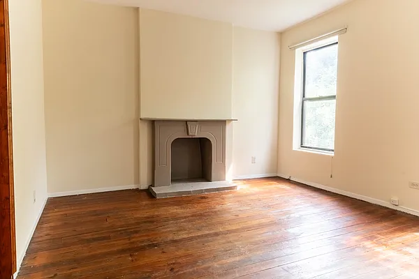 71 Underhill Avenue #4