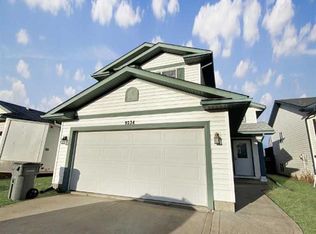 9234 115th Ave, Grande Prairie, AB T8V 7E8