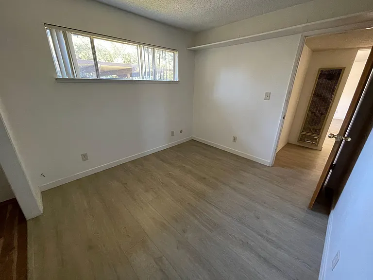 1018 Anderson Rd — Photo 13
