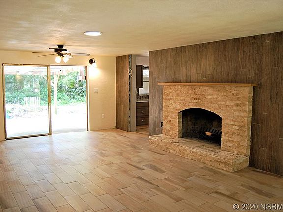 5th image of 382 Oliver Dr