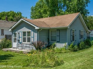 2950 Mahaska Ave, Des Moines, IA 50317