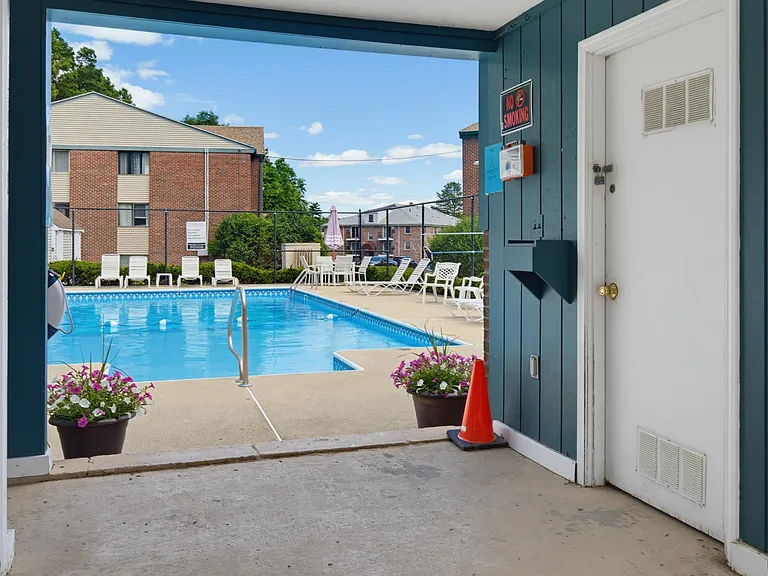123 English Village Rd #202 — Photo 24