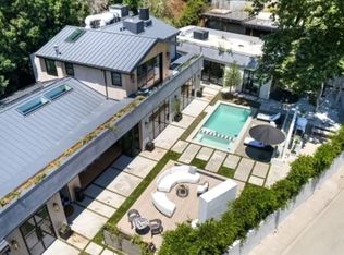 1914 Laurel Canyon Blvd, Los Angeles, CA 90046