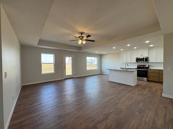 3rd image of 355 Division Street