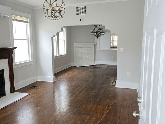 5th image of 821 W 39th St