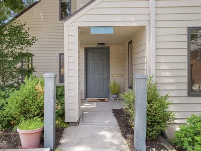 2 North Allen St, Madison, WI, 53726
