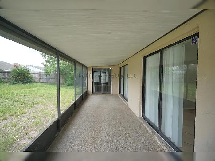 8755 Hampden Dr — Photo 21