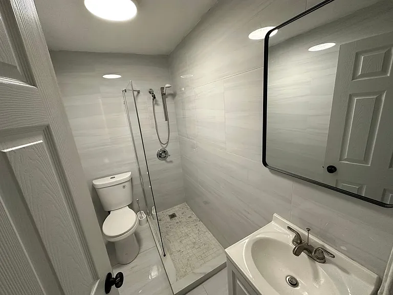 63 Whitmore St #1W — Photo 24