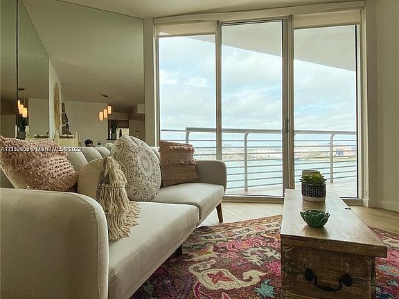 3rd image of 335 Biscayne Blvd #1410