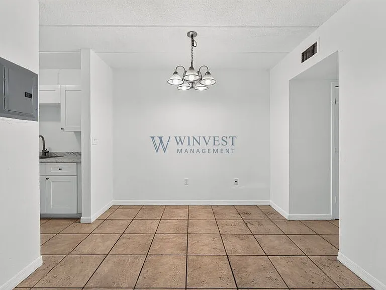Presidential View Apartments — Photo 30