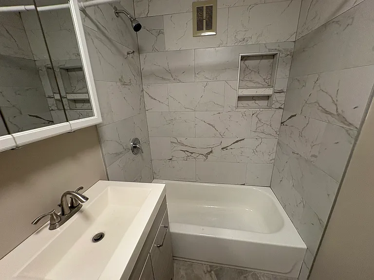 30A Hillside St #29 — Photo 9