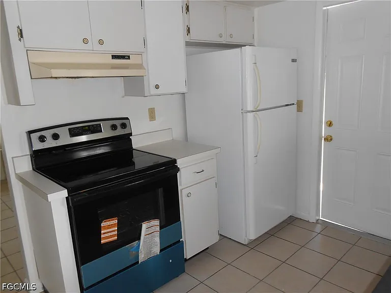 404 Joel Blvd — Photo 9