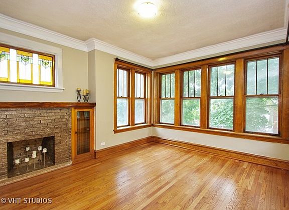 4th image of 4434 N Saint Louis Ave