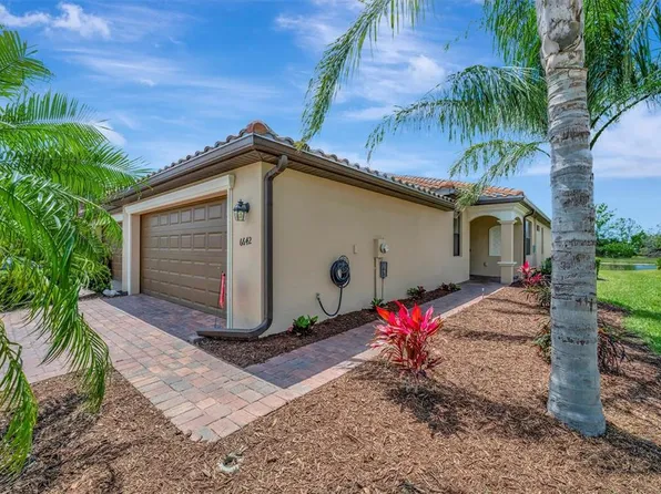 6642 Willowshire Way, Bradenton, FL 34212