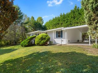 32 Westwood Dr, Franklin, NC 28734