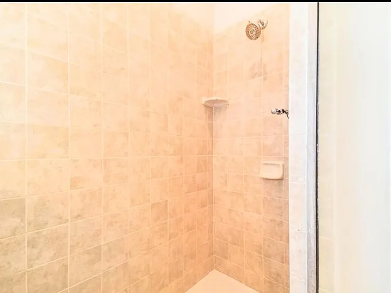 5912 Bramble Bush Ct — Photo 16