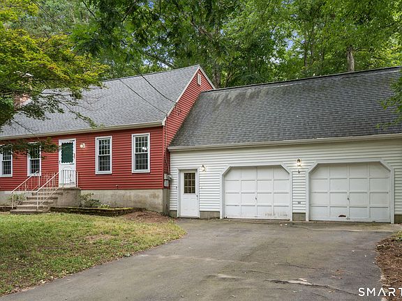 2nd image of 15 Happy Acres Road