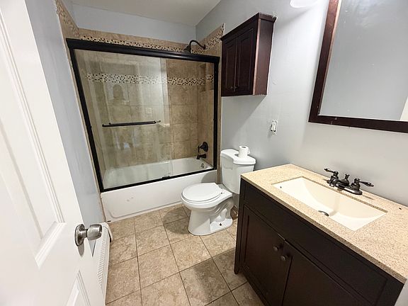 4th image of 85 Victory Ave