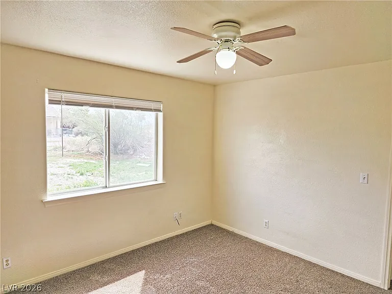561 E Bourbon St #B — Photo 22