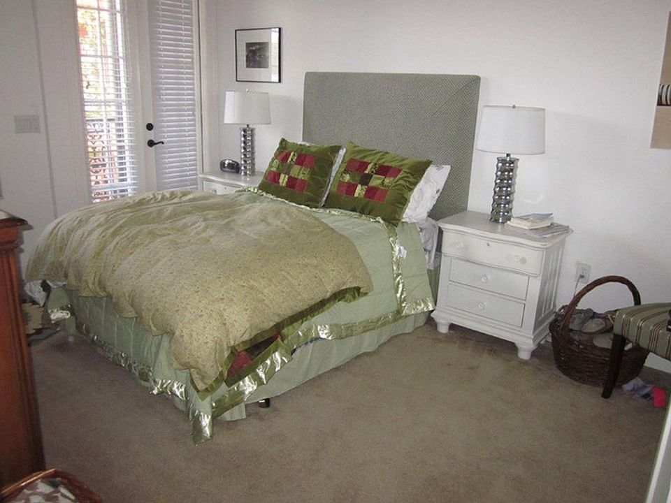 1st image of 1320 NW 3rd Ave APT 250