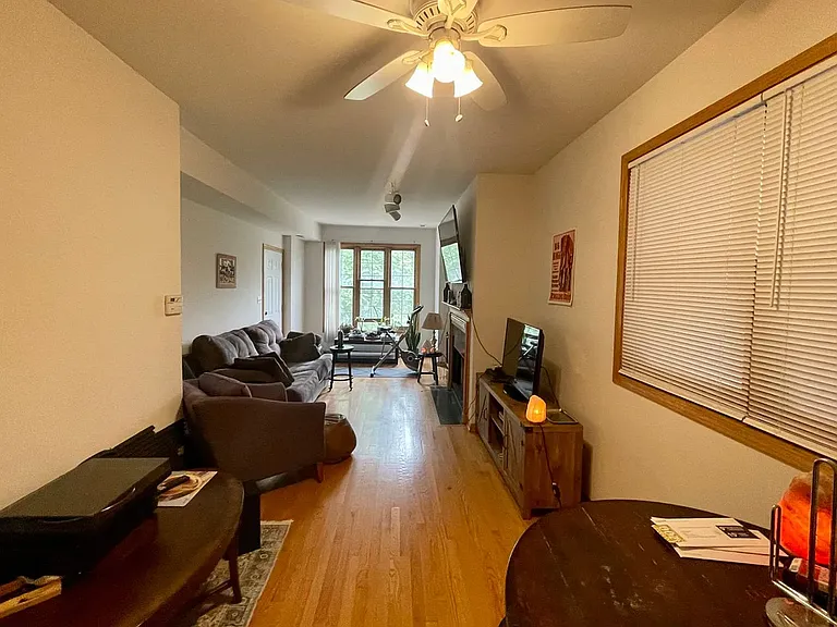 1528 W Cortez St #2 — Photo 4
