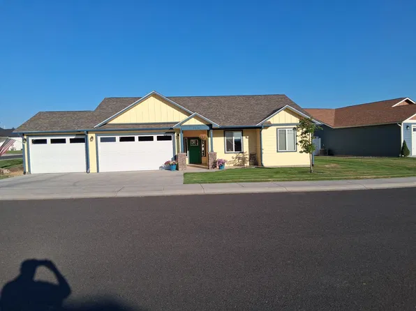 1126 N Park Ct, Deer Park, WA 99006