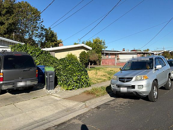 3rd image of 27663 La Porte Ave