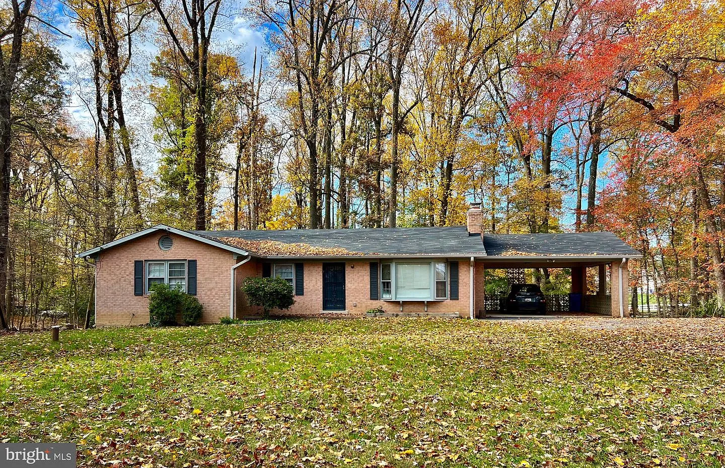 5 bed, 3.5 bath, 3882 sqft, $4,500 — Photo 1