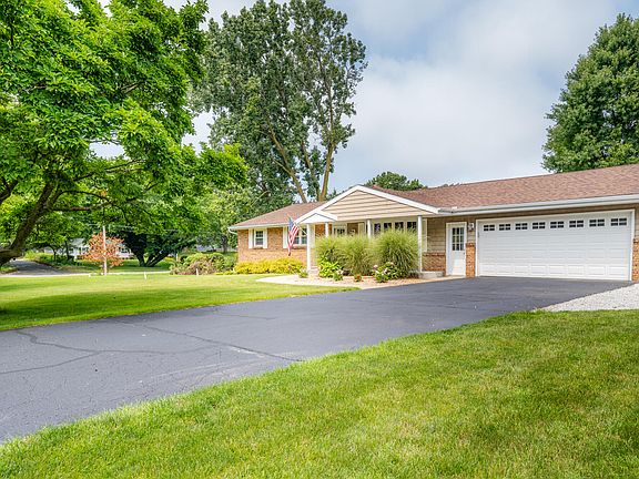 2nd image of 3073 Thresa Dr
