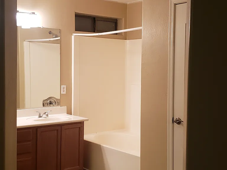25045 W Illini St — Photo 19