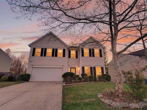 2nd image of 1317 Sharp Ridge Rd