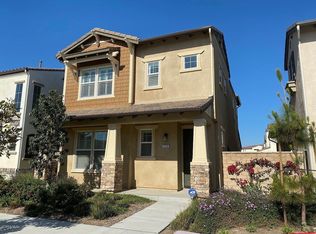 376 Calistoga Rd, Camarillo, CA 93010