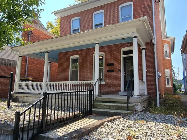 222 Main St, East Greenville, PA 18041
