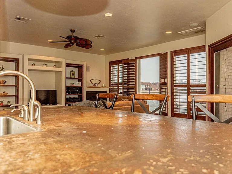 7623 Wyatt Lake Dr — Photo 21