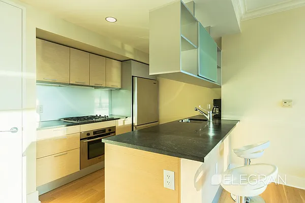 Rented by (Legacy) Elegran | media 23