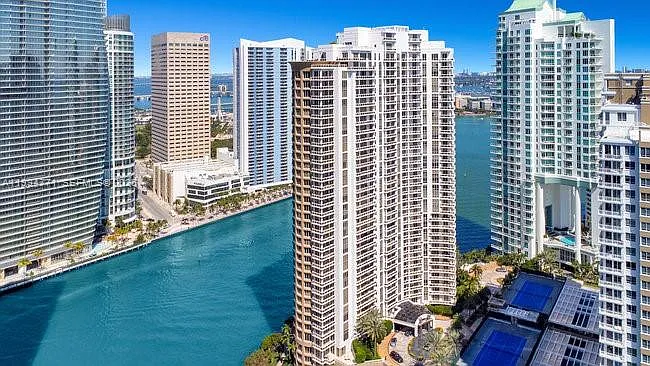 901 Brickell Key Blvd #3102 — Photo 23
