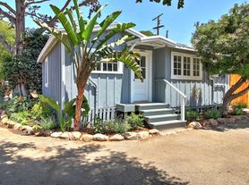 1357 East Valley Road, 1357 East Valley