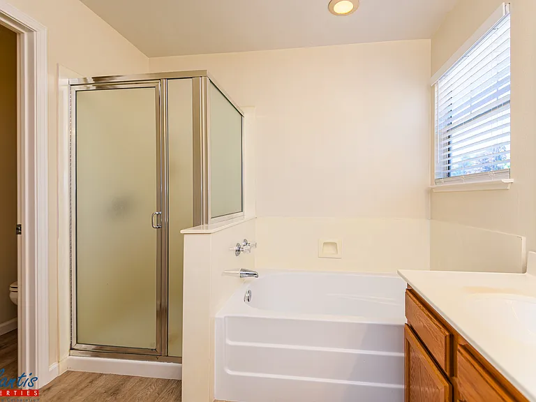 6325 Windrow Ct — Photo 11