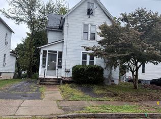 74 Grove St, Middletown, CT 06457