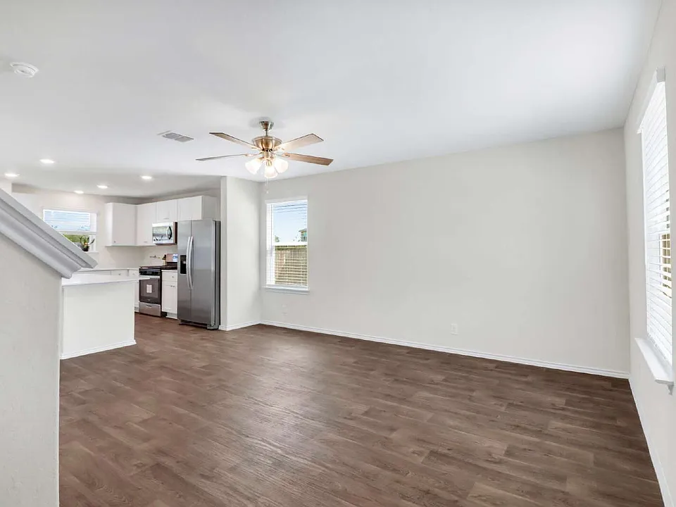 14307 Little Sandstone