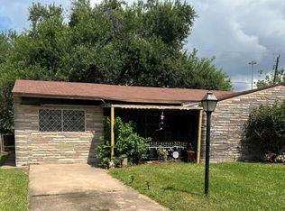 1402 Sage Dr, Galena Park, TX 77547