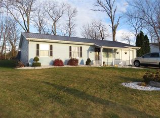 1107 Bellvue Dr, Kendallville, IN