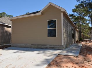 9650 Warm Spg, Willis, TX 77318