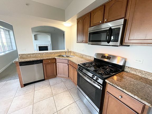 3rd image of 7716 Greenway Blvd Unit 4NE