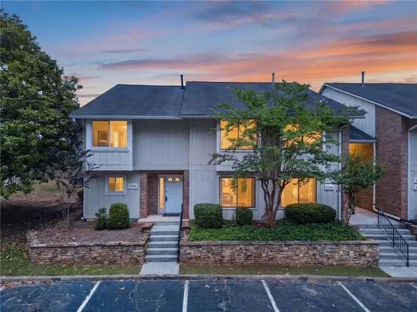 2240 Runnymead Rdg SE, Marietta, GA 30067