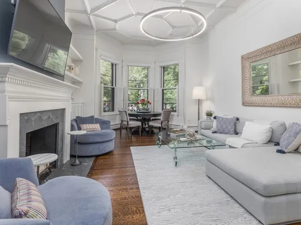 226 Commonwealth Ave APT 1, Boston, MA 02116