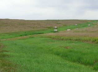 156 29th Rd, Summerfield, KS 66541