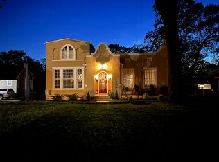 559 1st St NW, Hickory, NC 28601