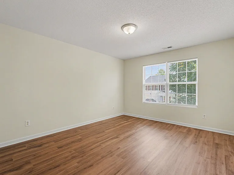 4419 Karlbrook Ln — Photo 16