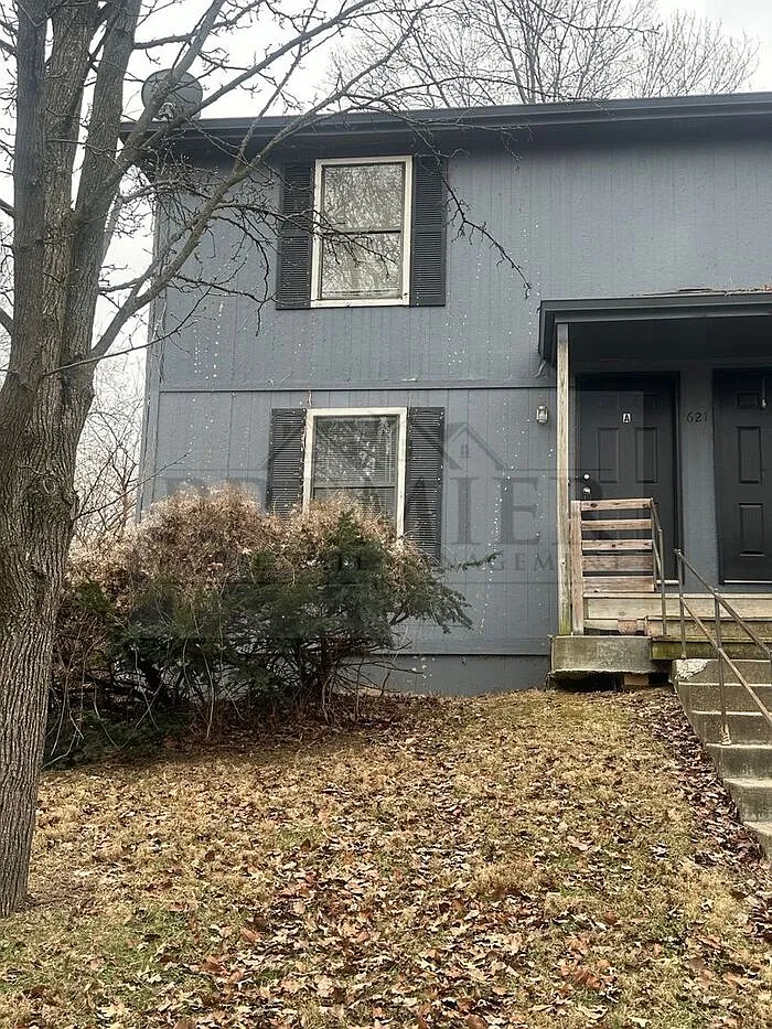 2 bed, 1.0 bath, 864 sqft, $1,175 — Photo 2